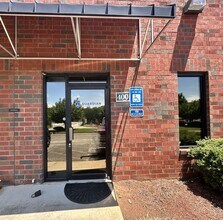 6020 Parkway North Dr, Cumming, GA à louer Photo intérieure– Image 1 sur 9