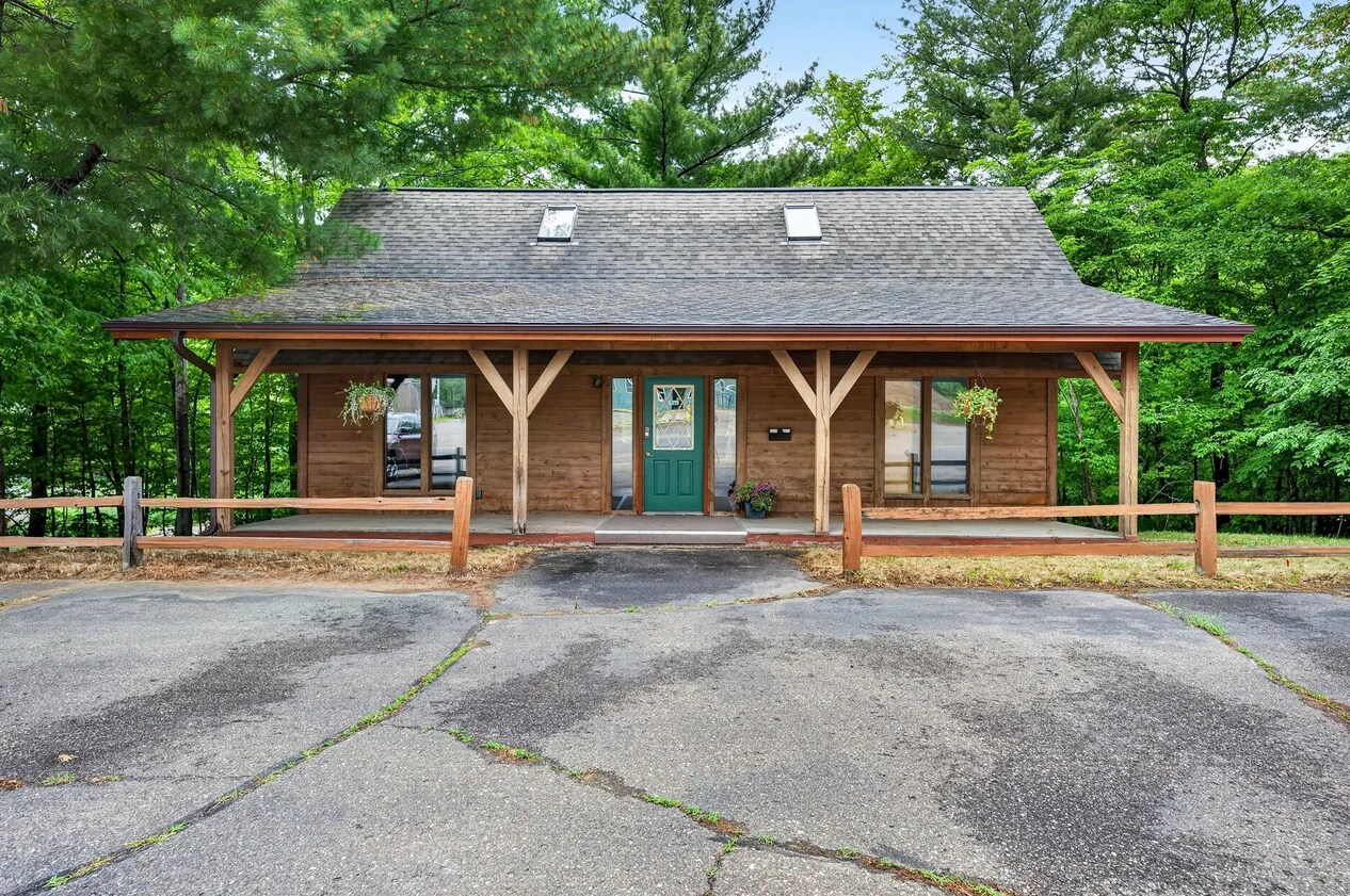2380 County Road A, Spooner, WI à vendre Photo principale– Image 1 sur 17
