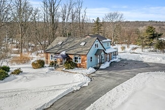 Plus de détails pour 5069 Milford Rd, East Stroudsburg, PA - Spécialisé à vendre