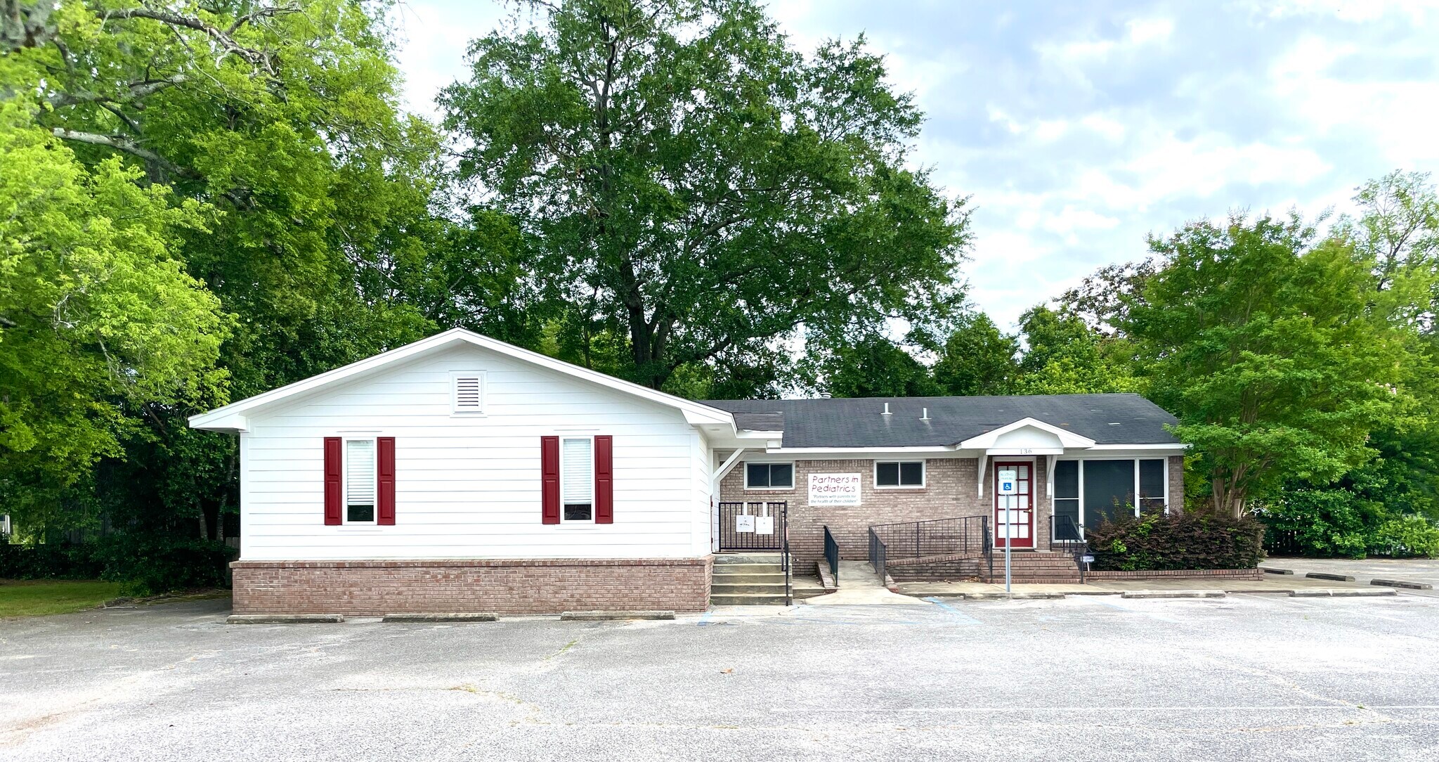 136 E Main St, Prattville, AL à louer Photo principale– Image 1 sur 9