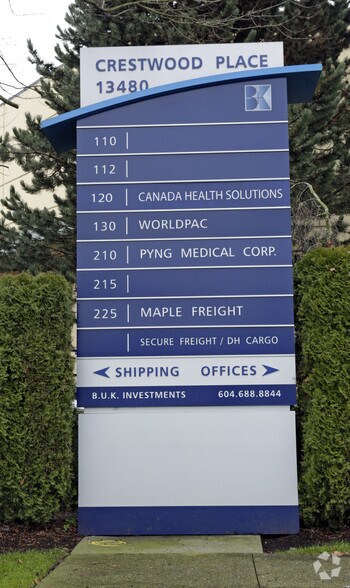 13480 Crestwood Pl, Richmond, BC à louer - Photo de l’immeuble – Image 3 sur 7