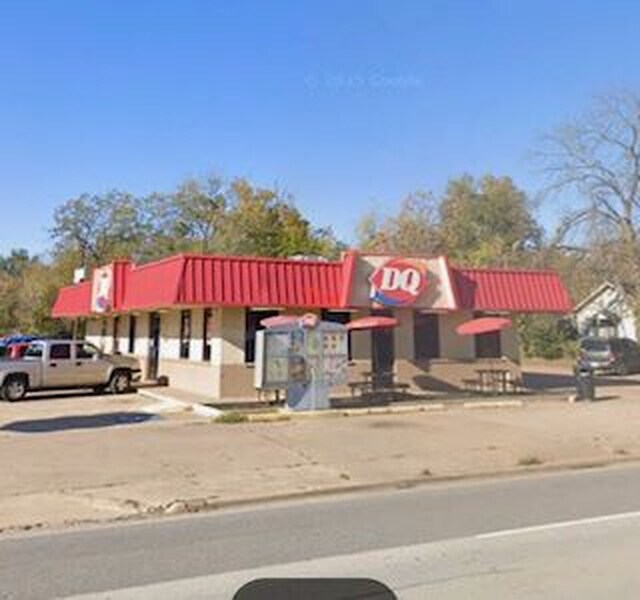 408 W Brown St, Hearne, TX à vendre Photo principale– Image 1 sur 2