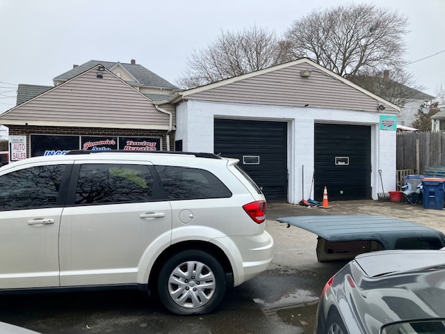 699 Brock Ave, New Bedford, MA à vendre - Photo de l’immeuble – Image 1 sur 11