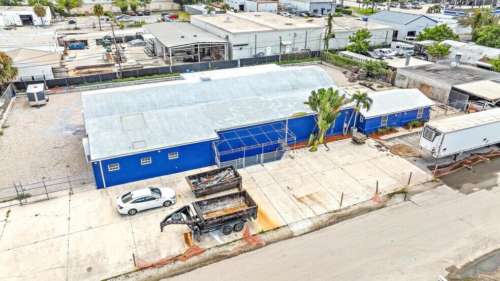 2070 Scott Ave, West Palm Beach, FL à vendre - Autre – Image 1 sur 9