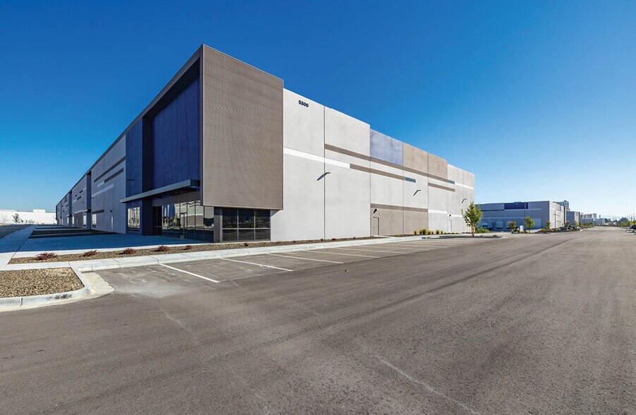 5300 E Franklin Rd, Nampa, ID à louer - Photo de l’immeuble – Image 3 sur 7