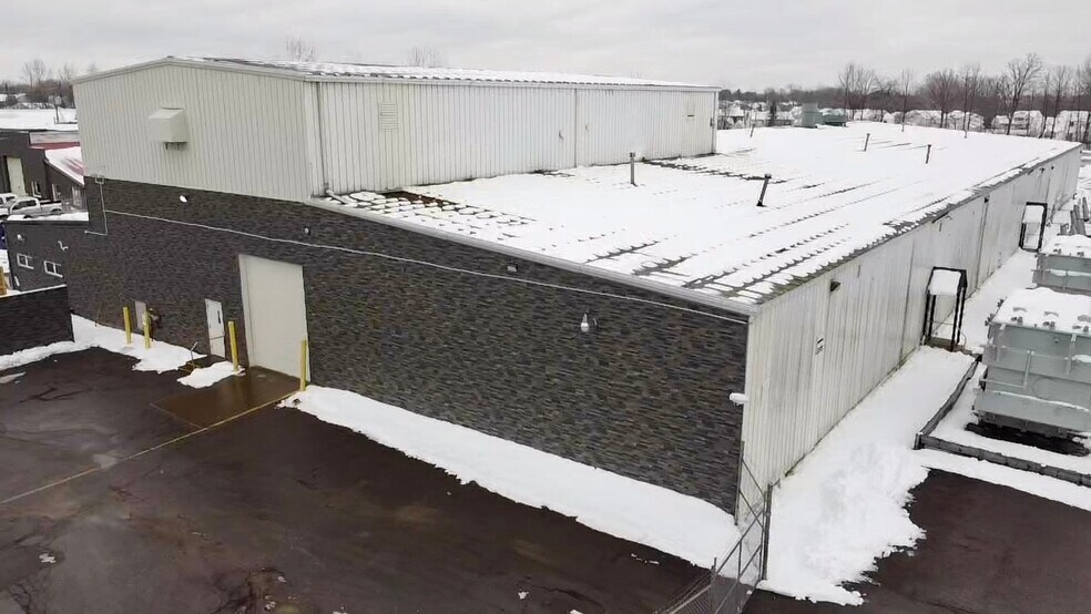 6177 South Bay Rd, Cicero, NY à vendre - Photo de l’immeuble – Image 2 sur 17