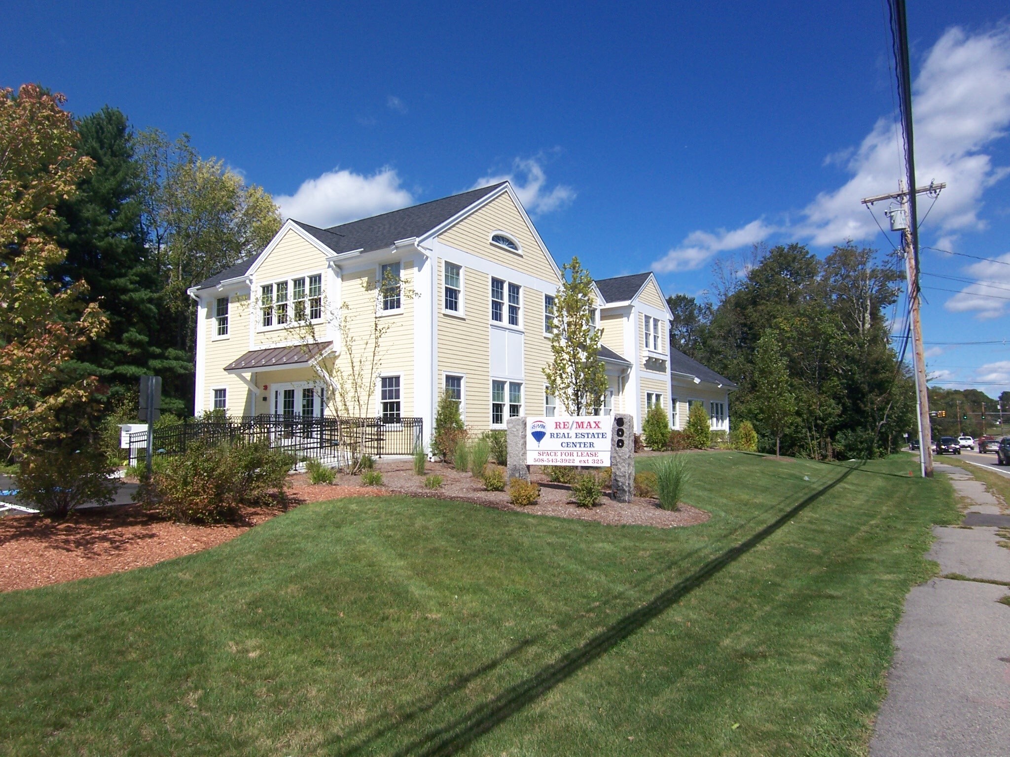 600 Main St, Walpole, MA à louer Photo principale– Image 1 sur 18