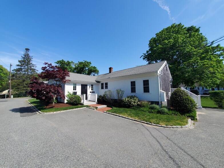927-935 MA-6A, Yarmouth Port, MA à vendre - Photo de l’immeuble – Image 1 sur 8