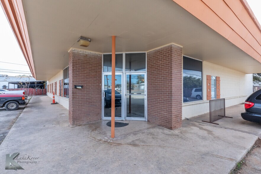 1109 Oak St, Abilene, TX à vendre - Photo de l’immeuble – Image 2 sur 23