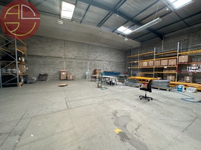 Plus de détails pour Industriel/Logistique à louer