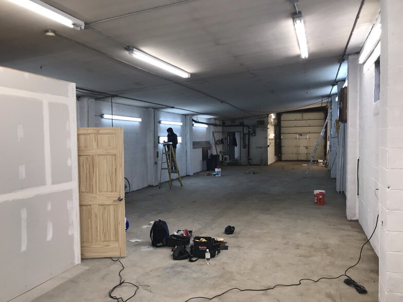 57 Pearl St, Yonkers, NY à louer - Photo intérieure – Image 2 sur 5