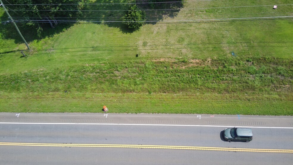 10585 Cumming Hwy, Canton, GA à vendre - Photo de l’immeuble – Image 3 sur 7