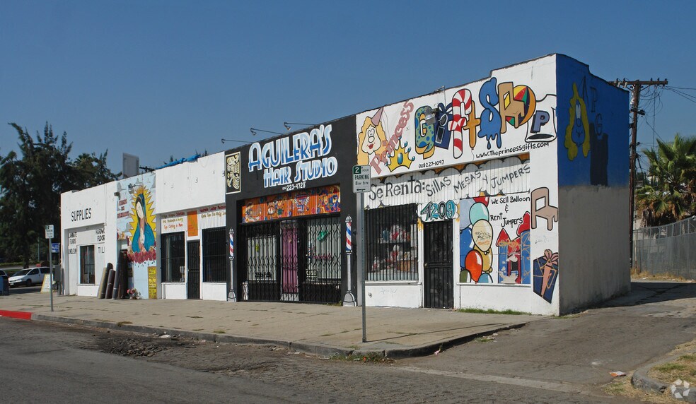 4209 Maycrest Ave, Los Angeles, CA à louer - Photo de l’immeuble – Image 3 sur 4