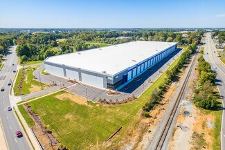 Plus de détails pour 100 Guilford College Rd, Greensboro, NC - Industriel/Logistique à louer