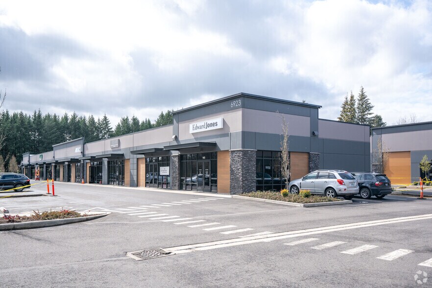 6923 NW Friberg Strunk St, Camas, WA à louer - Photo principale – Image 3 sur 6