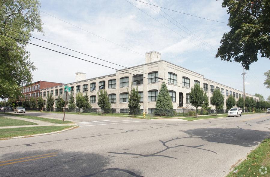 217 E 24th St, Holland, MI à louer - Photo principale – Image 1 sur 6
