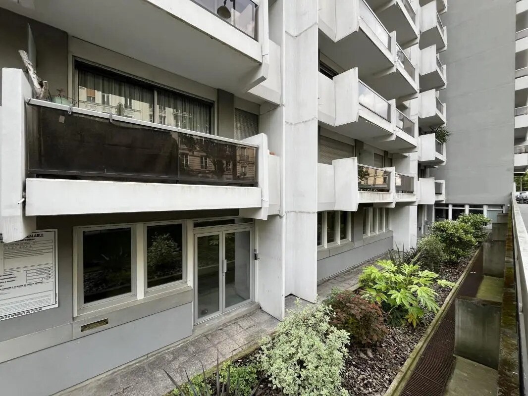 Bureau dans Paris à vendre Photo de l’immeuble– Image 1 sur 14