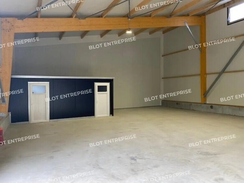 12 Rue Du Moulin, Saint-Thuriau à louer - Photo de l’immeuble – Image 3 sur 4