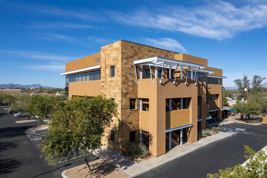 3501 E Speedway Blvd, Tucson, AZ à louer - Photo de l’immeuble – Image 2 sur 6