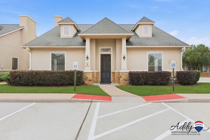 11601 Spring Cypress Rd, Tomball, TX à vendre - Photo de l’immeuble – Image 1 sur 41