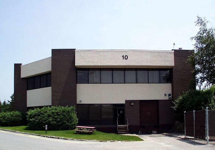 10 Skyline Dr, Hawthorne, NY à louer - Autre – Image 2 sur 4