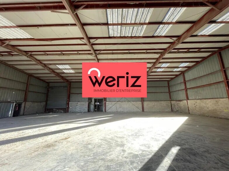 Industriel/Logistique dans Aubagne à vendre - Photo de l’immeuble – Image 2 sur 7