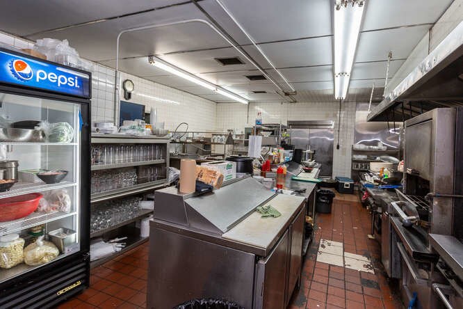587 Route 303, Blauvelt, NY à vendre - Photo intérieure – Image 3 sur 7