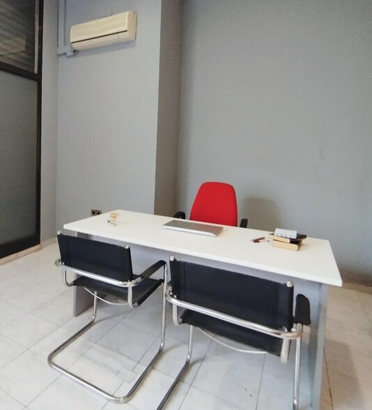 View Photo