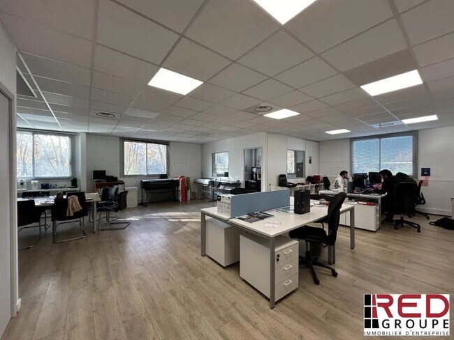 Plus de détails pour Bureau à louer