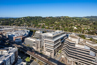 2121 N California Blvd, Walnut Creek, CA - VUE AÉRIENNE  vue de carte - Image1