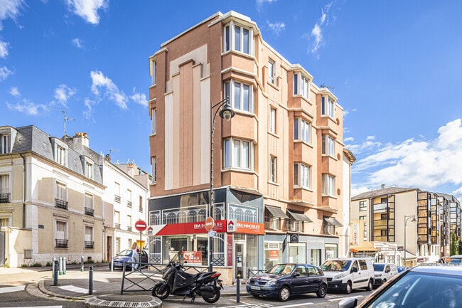 Plus de détails pour Local commercial à louer