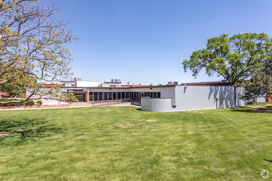 3505-3525 N Stone Ave, Colorado Springs, CO à louer - Photo de l’immeuble – Image 3 sur 7