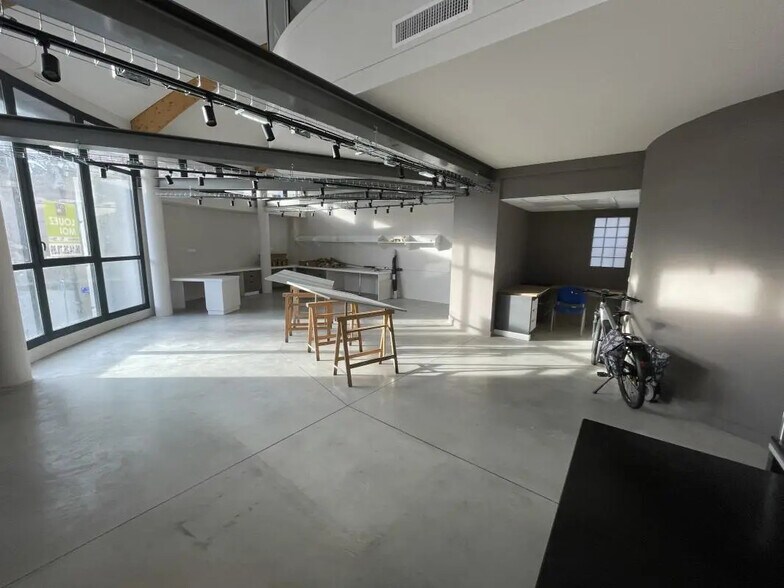 Bureau dans Marseille à louer - Photo intérieure – Image 3 sur 12