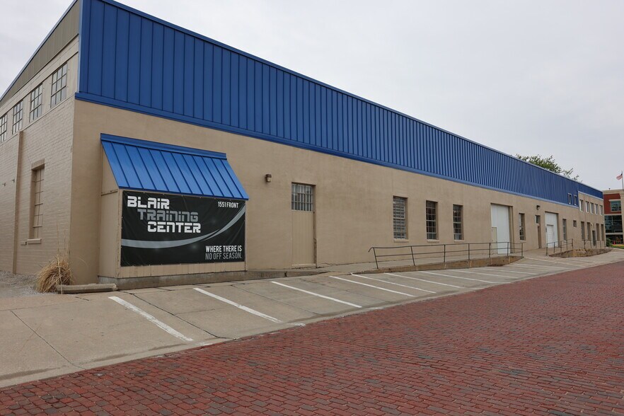 138 N 16th St, Blair, NE à vendre - Photo de l’immeuble – Image 2 sur 14