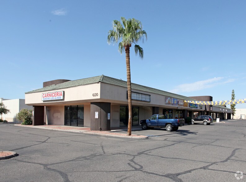 4130-4136 N 75th Ave, Phoenix, AZ à louer - Photo de l’immeuble – Image 2 sur 8
