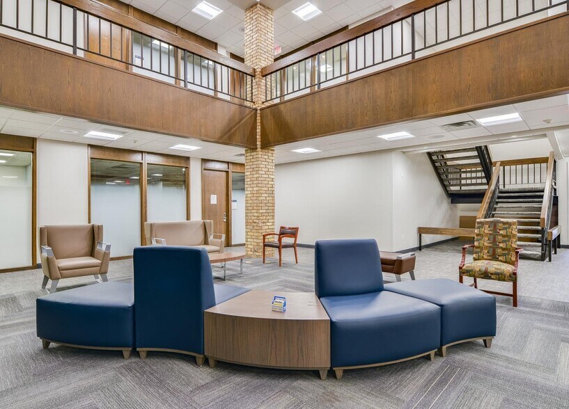2301 S Clear Creek Rd, Killeen, TX à louer - Photo de l’immeuble – Image 3 sur 20