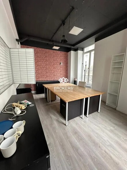 Bureau dans Paris à louer - Photo de l’immeuble – Image 2 sur 5