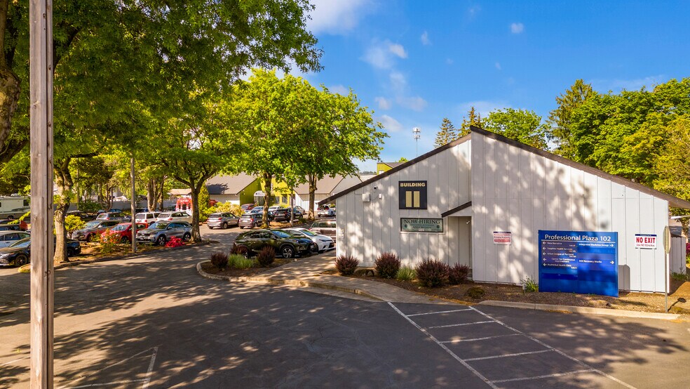 Professional Plaza 102 portefeuille de 4 biens à vendre sur LoopNet.fr - Photo de l’immeuble – Image 3 sur 5