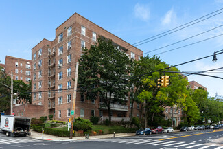 Plus de détails pour 5601 Riverdale Ave, Bronx, NY - Logement à vendre