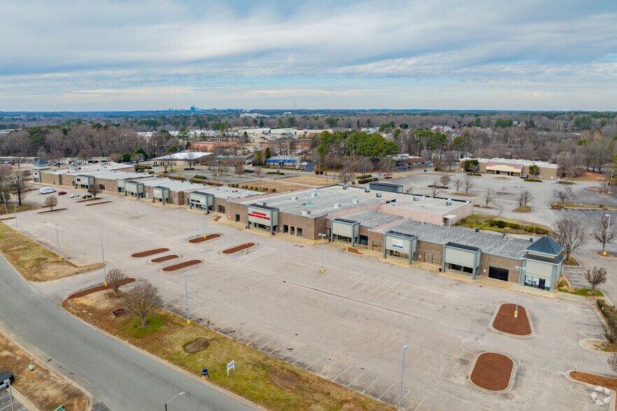 3509 Maitland Dr, Raleigh, NC à louer - Photo de l’immeuble – Image 3 sur 3