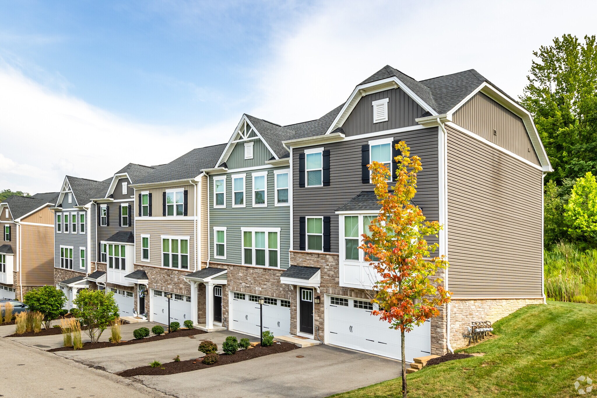 401 Plaza Dr, Pittsburgh, PA à vendre Photo principale– Image 1 sur 5