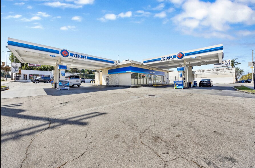 2106 W Temple St, Los Angeles, CA à vendre - Photo de l’immeuble – Image 2 sur 6