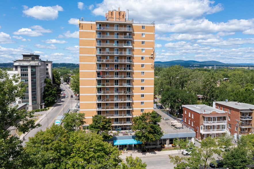 125 Boul Benoît-XV, Québec, QC à louer - Photo de l’immeuble – Image 3 sur 3
