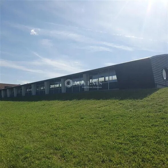 Local d'activités dans Ludres à vendre - Photo de l’immeuble – Image 1 sur 12