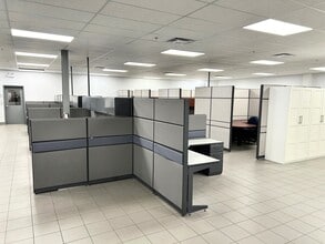 3090 Marentette Av, Windsor, ON à louer Photo intérieure– Image 2 sur 12