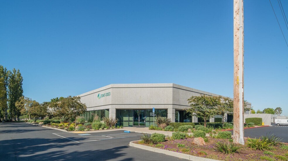 47221-47233 Fremont Blvd, Fremont, CA à louer - Photo principale – Image 1 sur 6