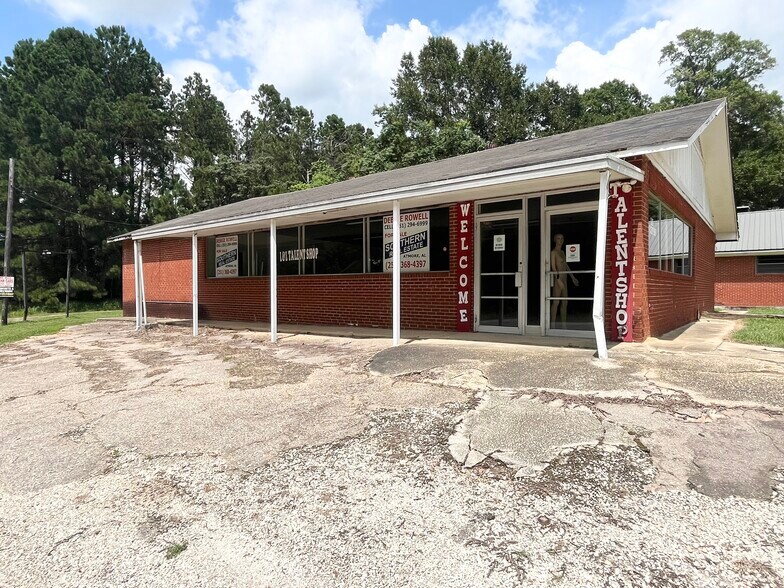 3186 Jack Springs Rd, Atmore, AL à vendre - Photo de l’immeuble – Image 1 sur 8