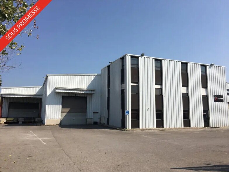 Local d'activités dans Baillargues à vendre - Photo de l’immeuble – Image 1 sur 4