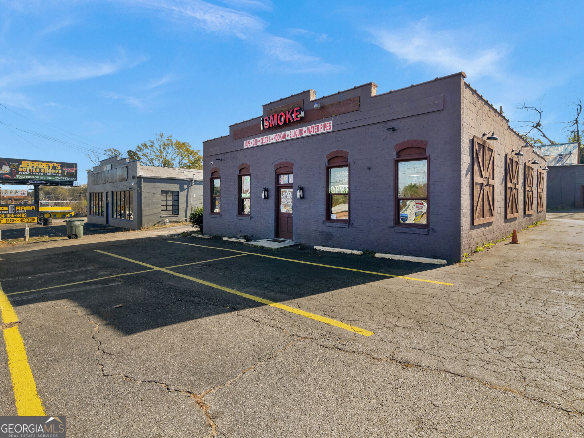 1300 W Taylor St, Griffin, GA à vendre Photo principale– Image 1 sur 20