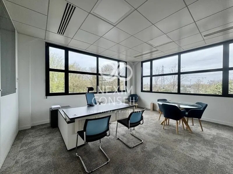 Bureau dans Gennevilliers à louer Photo intérieure– Image 1 sur 7